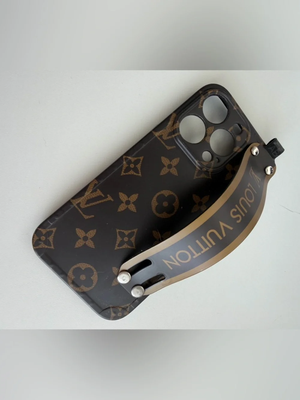 NWOT* iPhone 14 Pro LV Brown Monogram Phone Case with Grip Strap